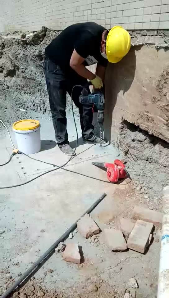 泰安新旧混凝土植筋连接加固